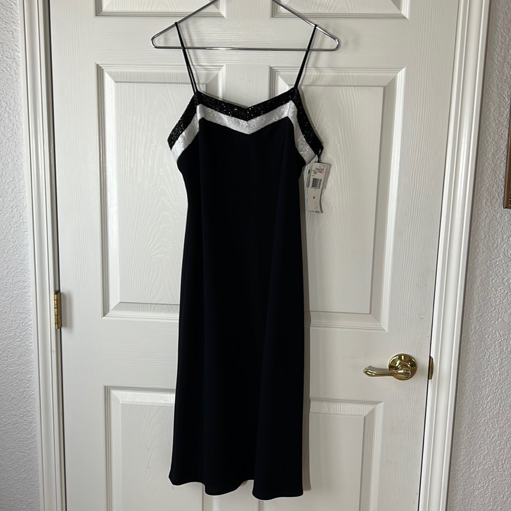 NWT Vintage‎ Lauren Ralph Lauren Black Dress with B&W beaded trim, Sz 8